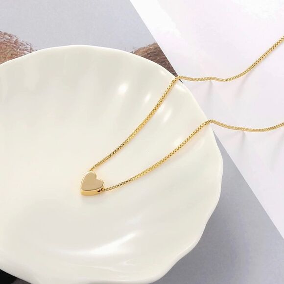 Jewelry - Gold 14k Gold Plated Heart Pendant Necklace